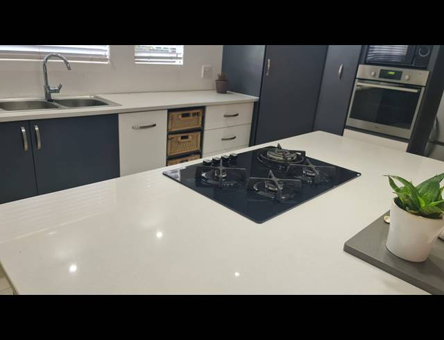 3 BEDROOM HOUSE FOR SALE IN CASHAN